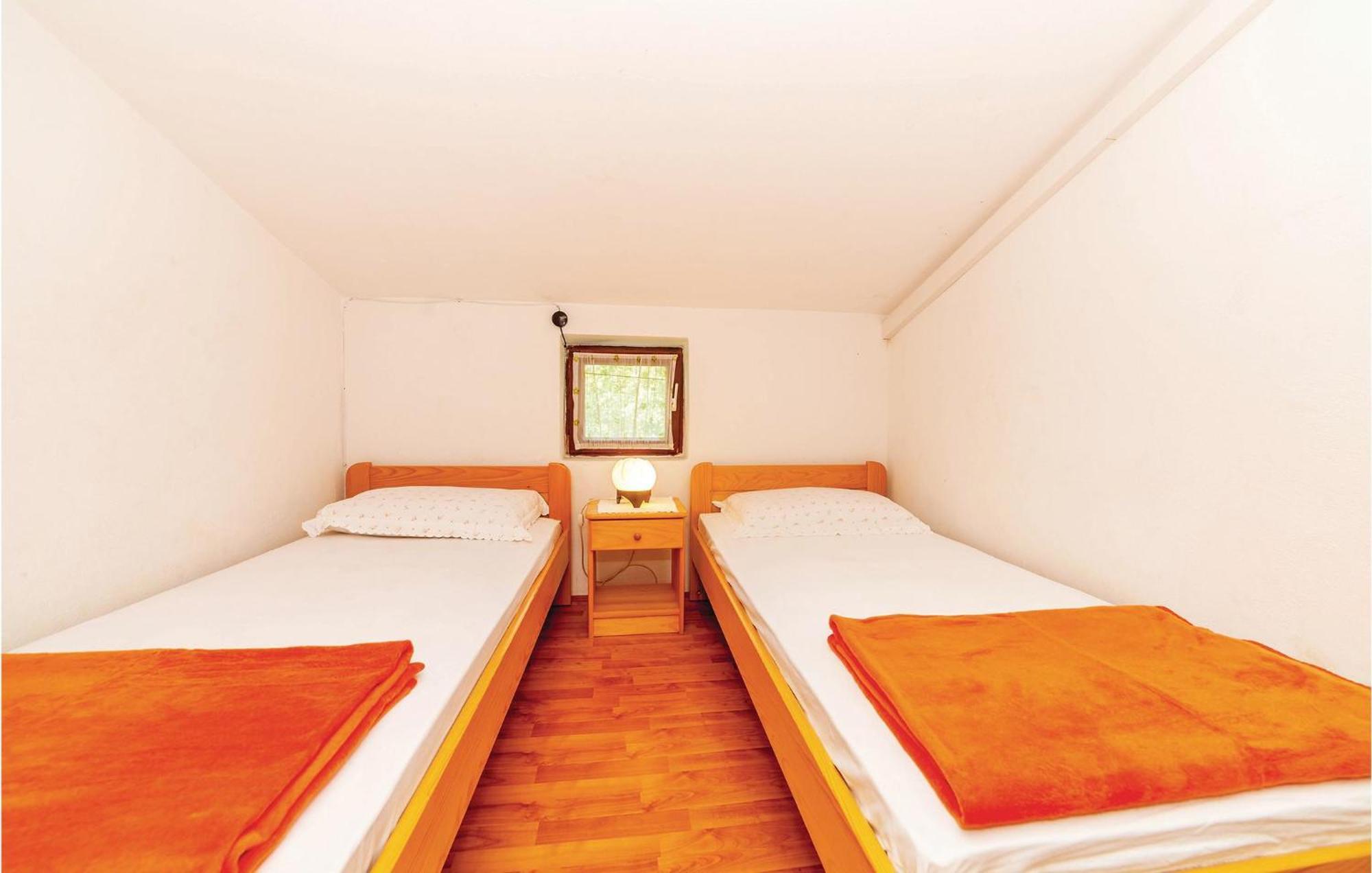2 Bedroom Amazing Apartment In Crikvenica Exterior foto